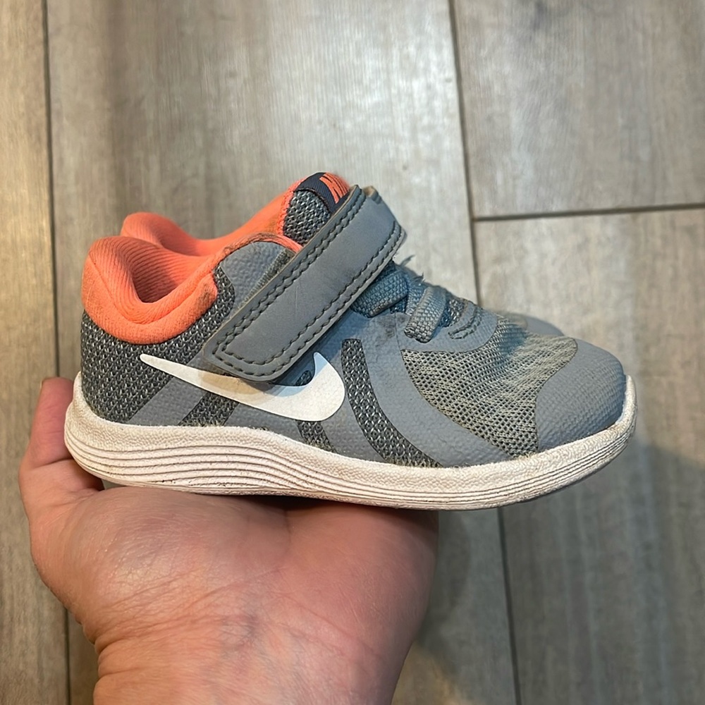Nike Revolution 4 Toddler Sneakers Size 5C